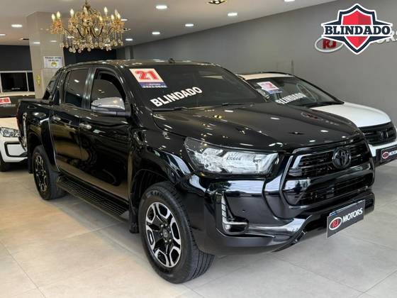 TOYOTA HILUX 2.8 D-4D TURBO DIESEL CD SRV 4X4 AUTOMÁTICO